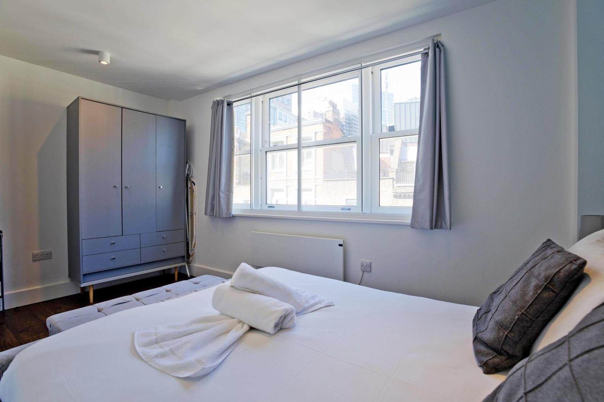 לונדון Imperial Middlesex Street Apartments מראה חיצוני תמונה