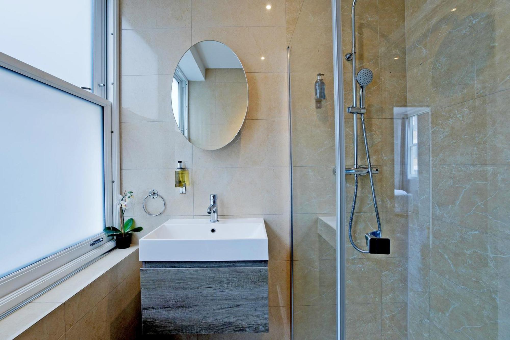 לונדון Imperial Middlesex Street Apartments מראה חיצוני תמונה