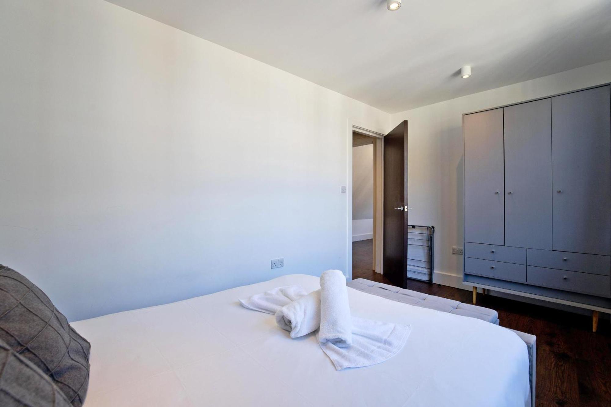 לונדון Imperial Middlesex Street Apartments מראה חיצוני תמונה